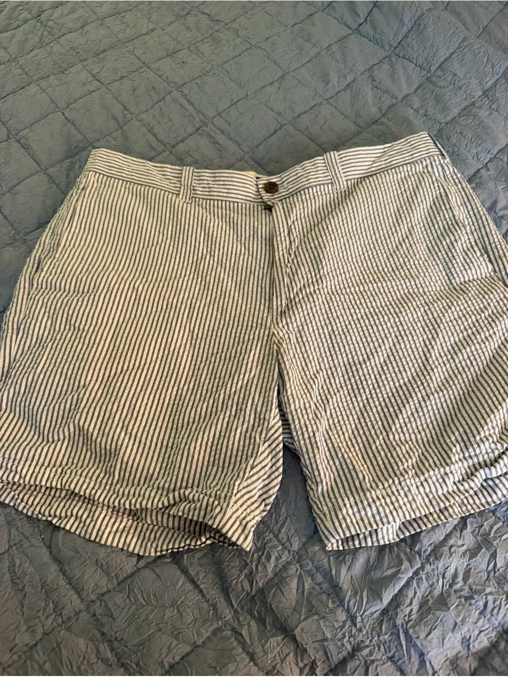 J. Crew Men’s Blue/White Seersucker Shorts 7” inseam Size 35